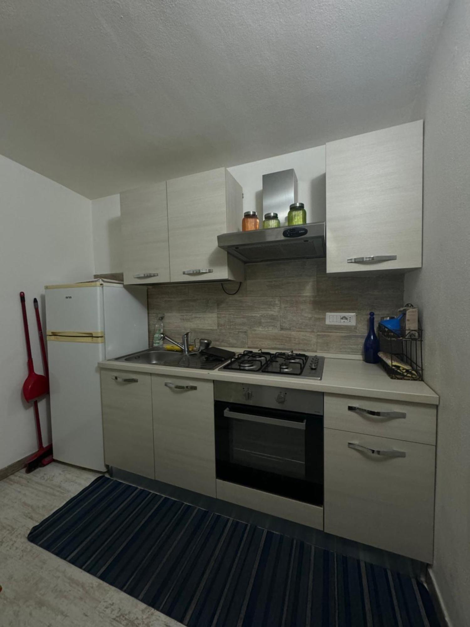 Pm 1 Via Armando Diaz Guest House Olbia Esterno foto