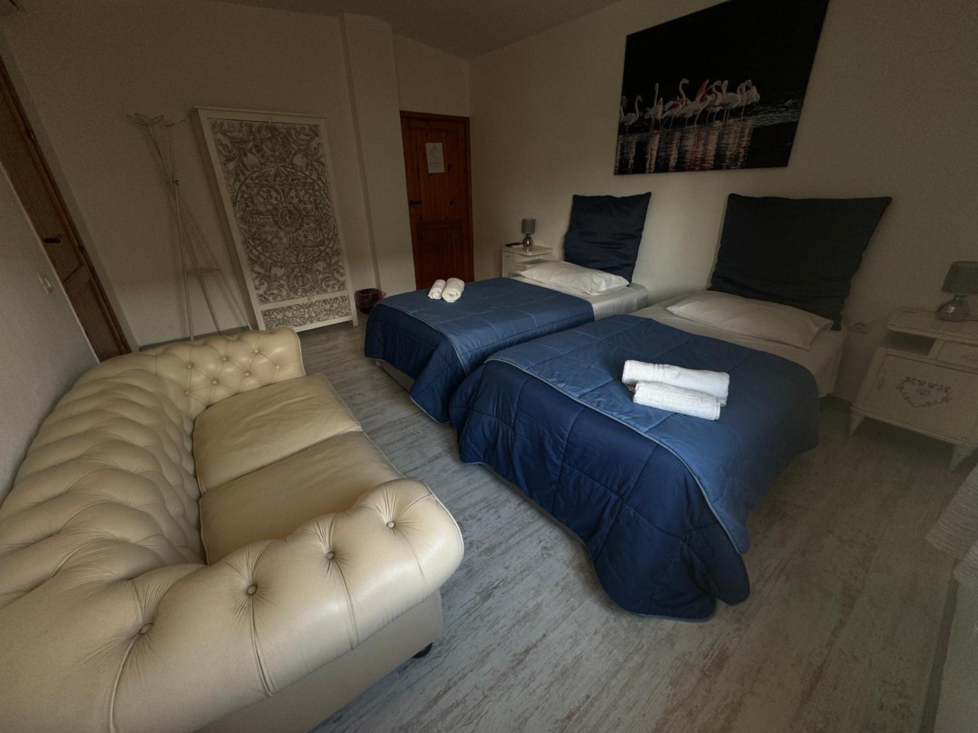 Pm 1 Via Armando Diaz Guest House Olbia Esterno foto